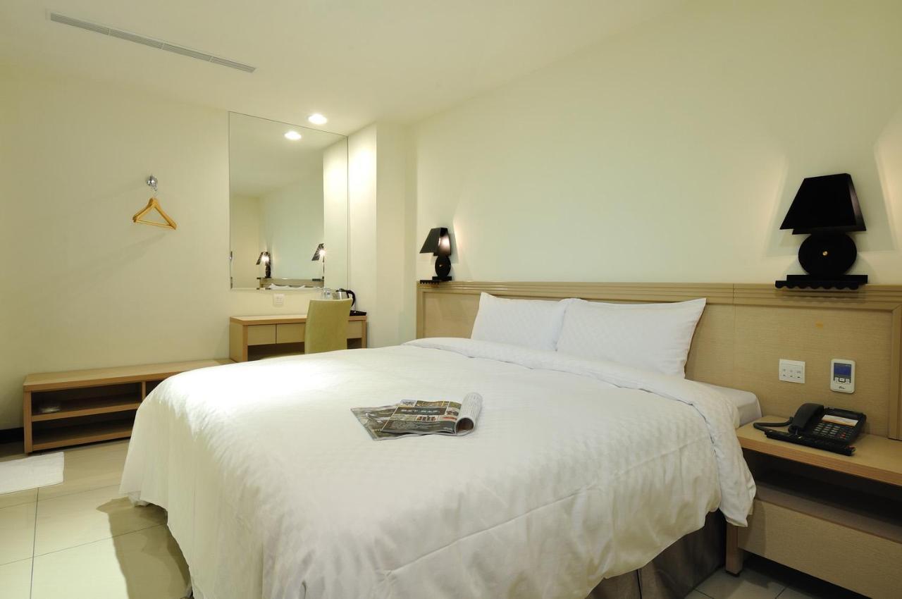 טאיצ'ונג Bravo Hotel מראה חיצוני תמונה