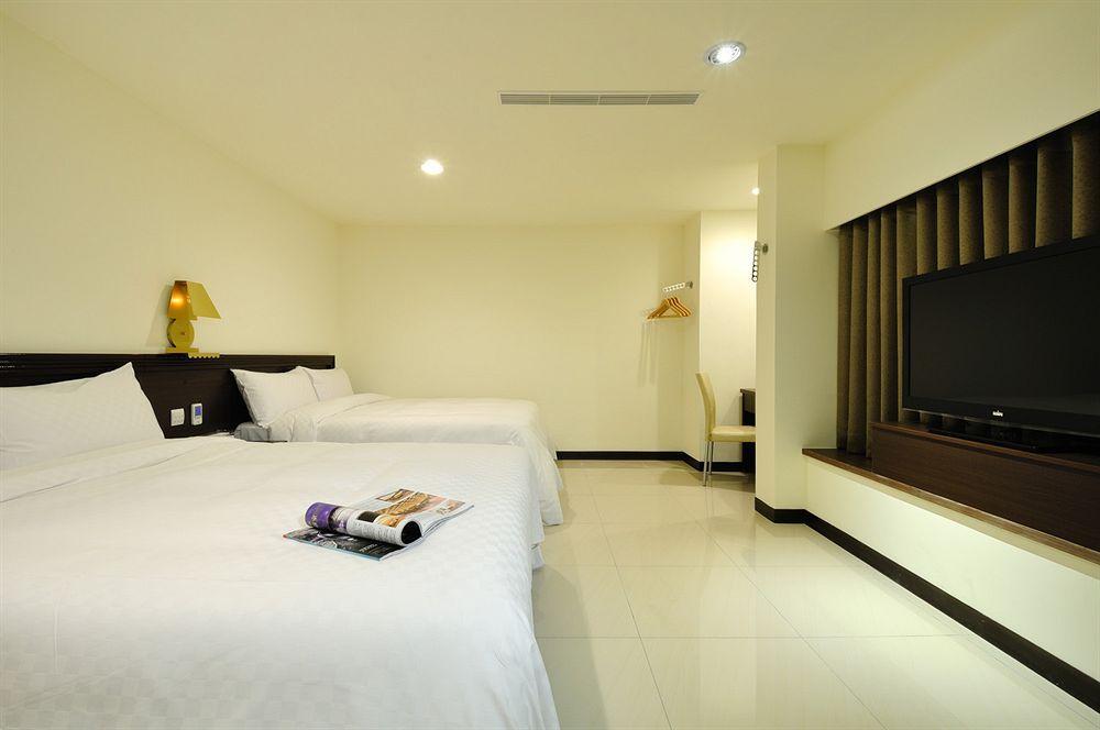 טאיצ'ונג Bravo Hotel מראה חיצוני תמונה