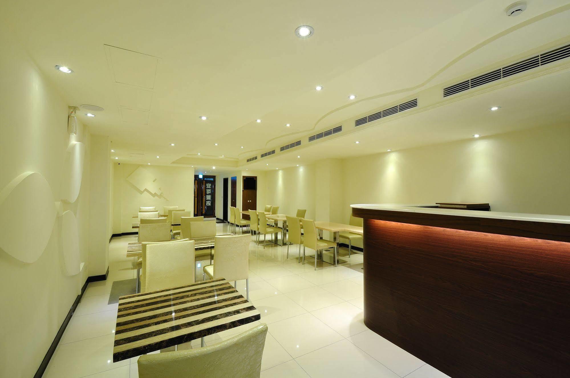 טאיצ'ונג Bravo Hotel מראה חיצוני תמונה