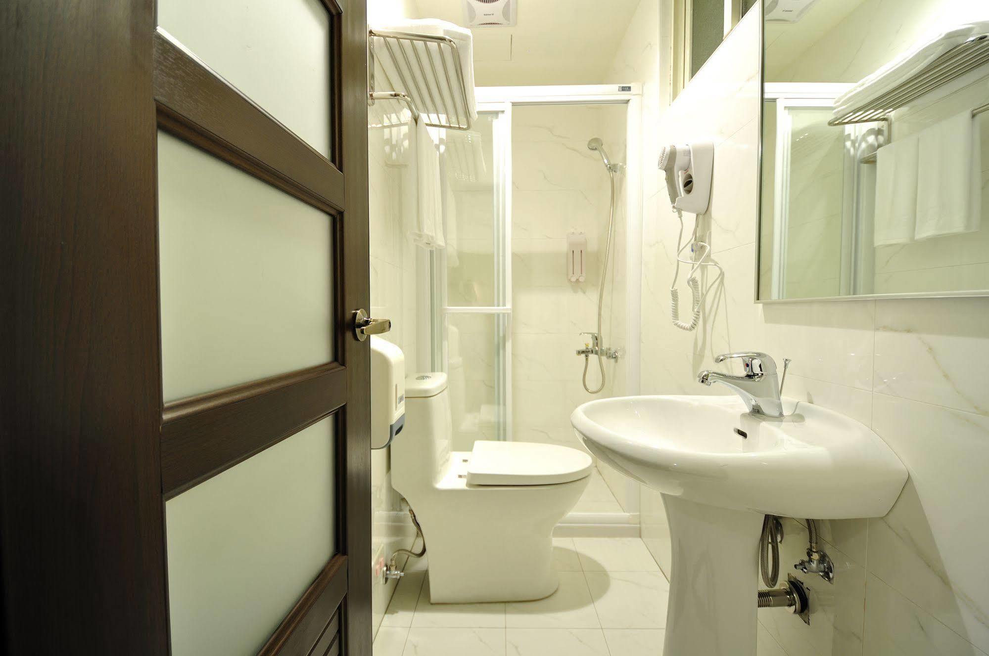 טאיצ'ונג Bravo Hotel מראה חיצוני תמונה