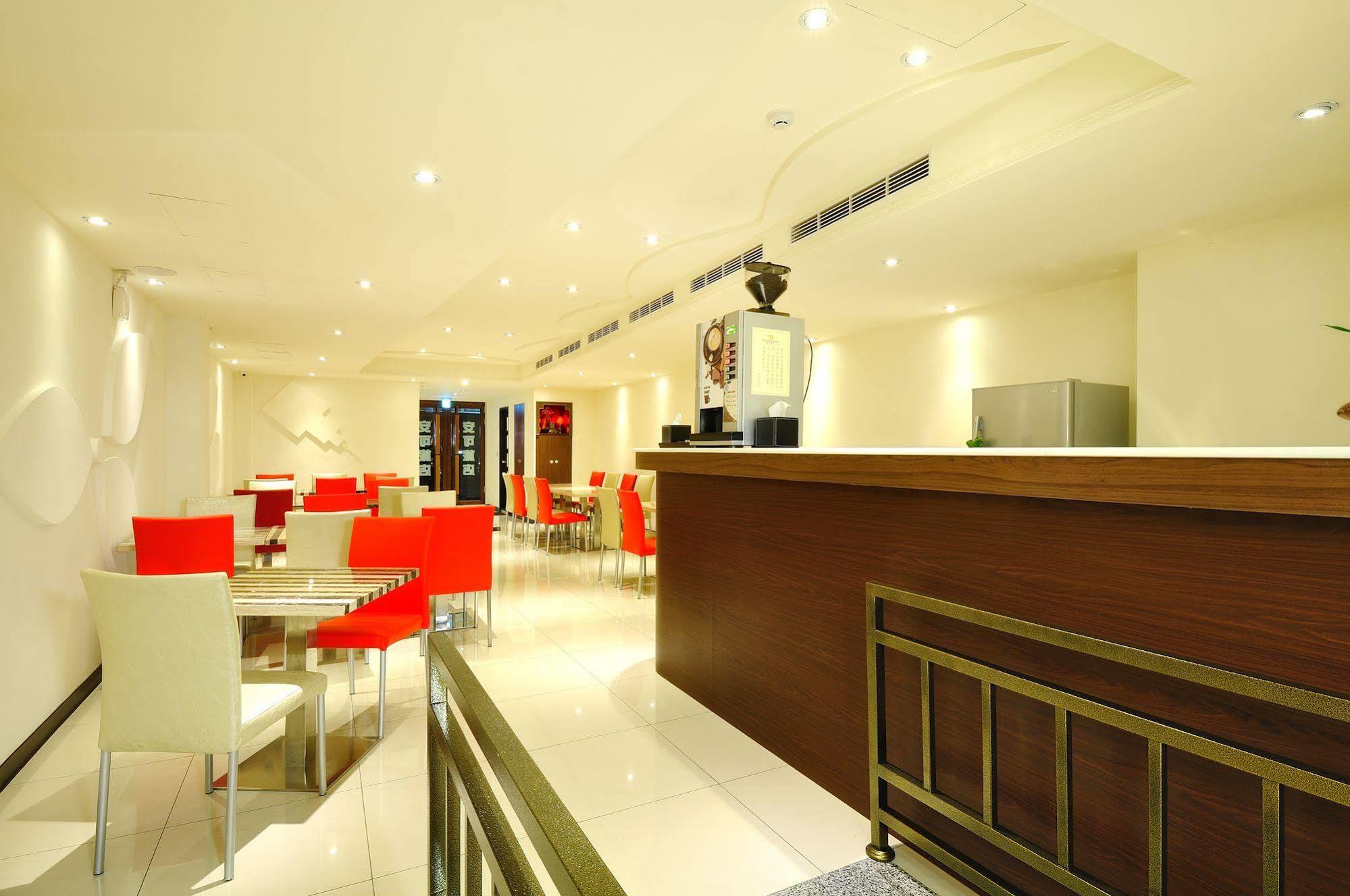 טאיצ'ונג Bravo Hotel מראה חיצוני תמונה