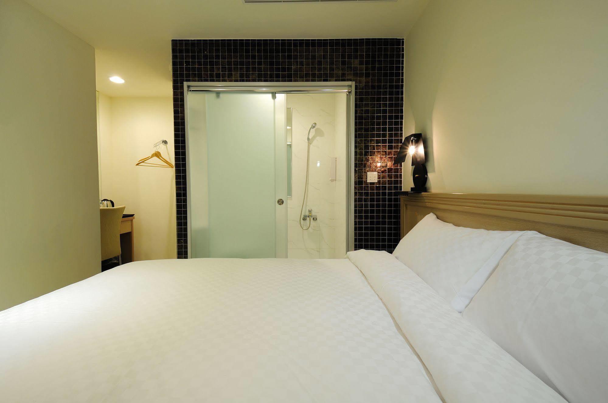 טאיצ'ונג Bravo Hotel מראה חיצוני תמונה